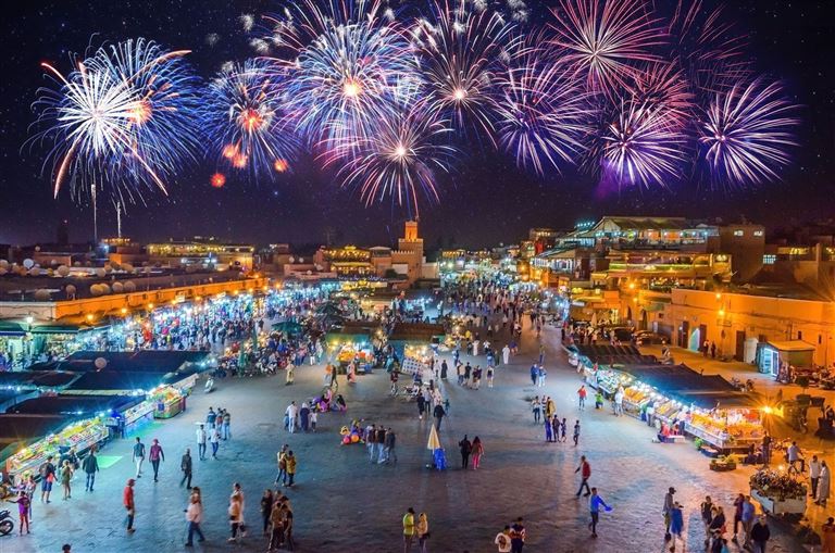 Silvester für Singles und Alleinreisende ©Olena_Z/istock